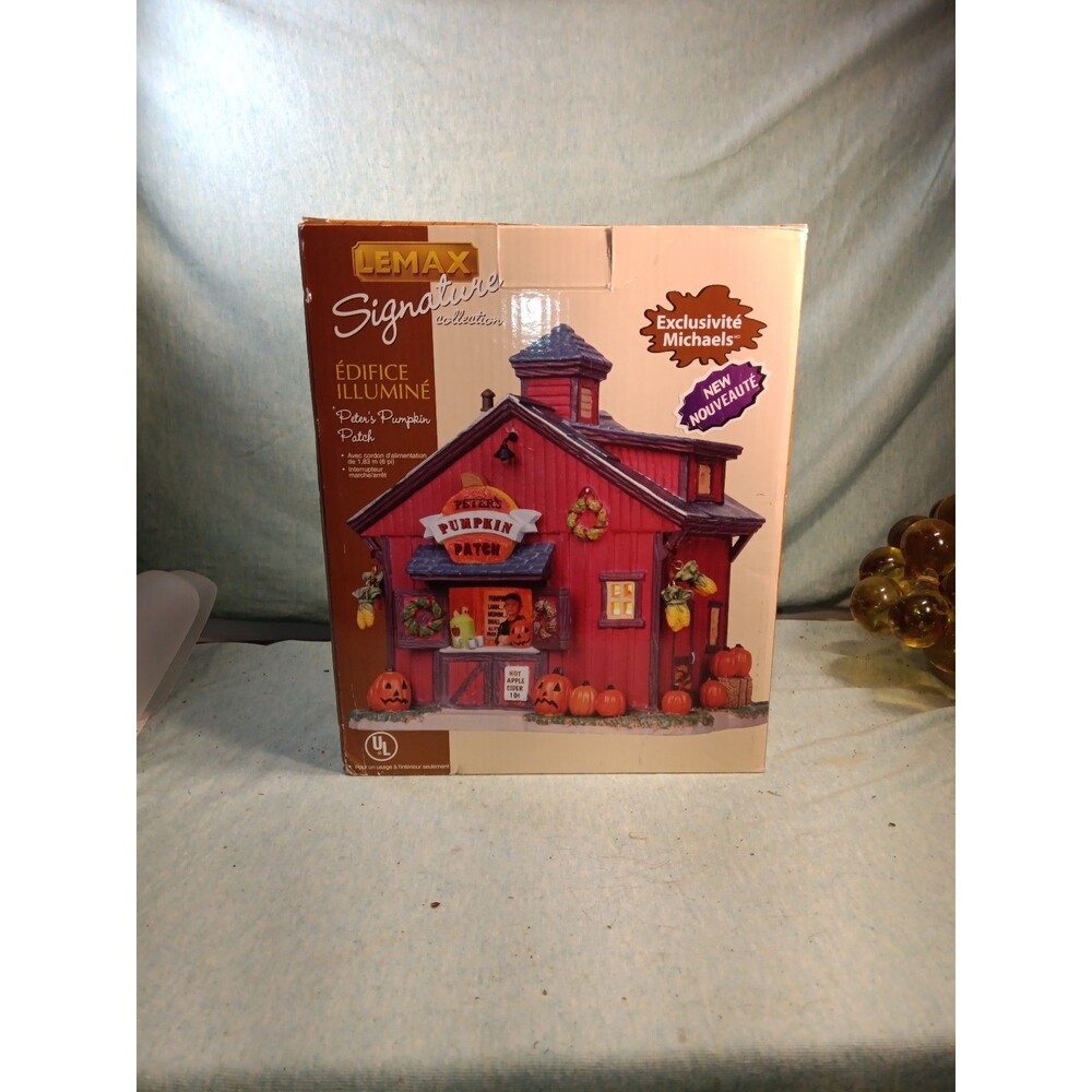 Lemax Signature Collection 05107 Peters Pumkin Patch 2010 Retired, Original Box